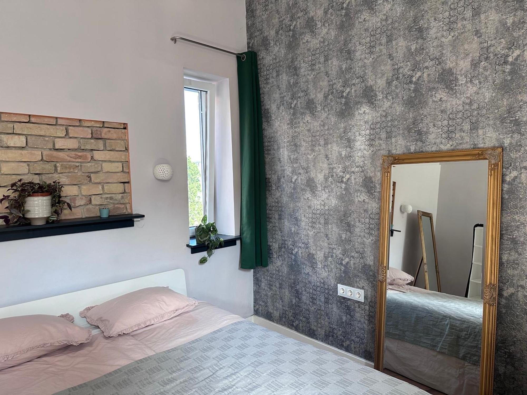 בודפשט Centrally Located Studio Near Keleti Palyaudvar מראה חיצוני תמונה
